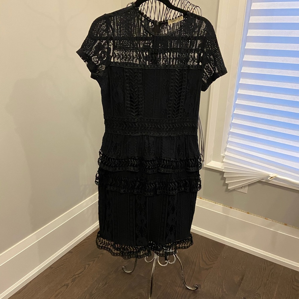 DEX Black lace dress